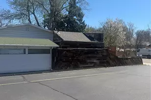 335 E 11th St, Loveland, CO 80537 - Photo 3