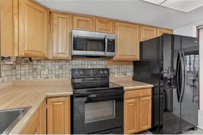 10576 Ura Lane, Northglenn, CO 80234 - Photo 9