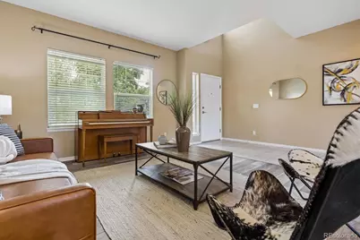 537 Pitkin Way, Castle Rock, CO 80104 - Photo 3