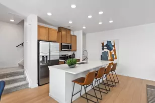 2062 S Holly St, Denver, CO 80222 - Photo 7