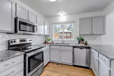 19284 E Amherst Drive, Aurora, CO 80013 - Photo 13