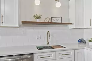 580 S Clinton St, Denver, CO 80247 - Photo 5