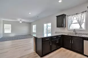 359 Maple St, Bennett, CO 80102 - Photo 7