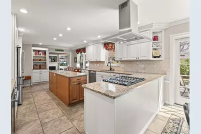 9880 E Chenango Avenue, Greenwood Village, CO 80111 - Photo 11