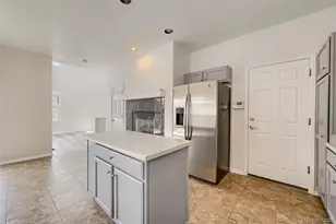 10639 Cherrybrook Cir, Highlands Ranch, CO 80126 - Photo 11