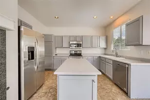 10639 Cherrybrook Cir, Highlands Ranch, CO 80126 - Photo 7