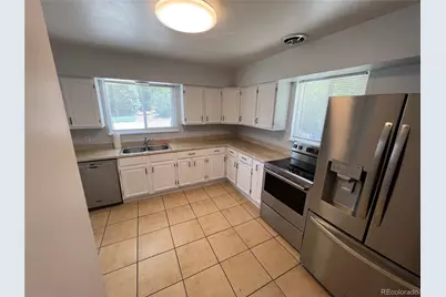 947 S Benton, Lakewood, CO 80226 - Photo 3