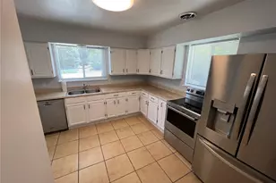 947 S Benton, Lakewood, CO 80226 - Photo 3