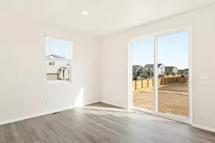 8898 Salida St, Commerce City, CO 80022 - Photo 9