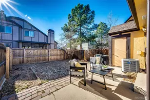 18538 E Whitaker Cir, Aurora, CO 80015 - Photo 21