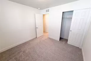 16271 Bolling Dr, Denver, CO 80239 - Photo 15