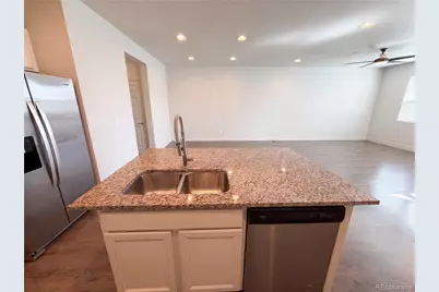 16271 Bolling Drive, Denver, CO 80239 - Photo 9