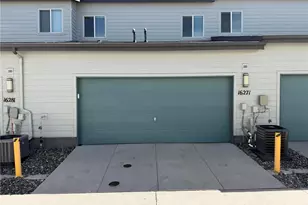 16271 Bolling Dr, Denver, CO 80239 - Photo 21