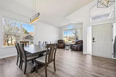 24486 E Louisiana Circle, Aurora, CO 80018 - Photo 9