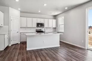 3364 N Irvington St, Aurora, CO 80019 - Photo 3