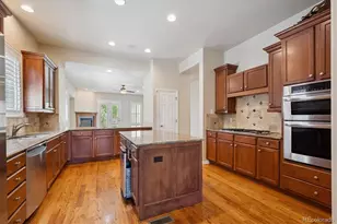 10205 Bluffmont Dr, Lone Tree, CO 80124 - Photo 7