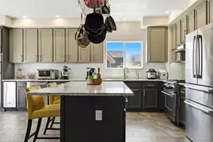 21986 E Oberlin Pl, Aurora, CO 80018 - Photo 5