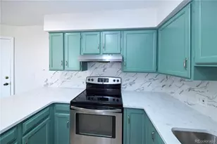 13950 E Oxford Pl, Aurora, CO 80014 - Photo 11