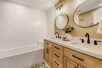 16762 E Prentice Circle, Centennial, CO 80015 - Photo 19