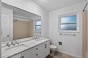 10562 E Maplewood Dr, Englewood, CO 80111 - Photo 27