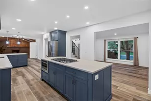 10562 E Maplewood Dr, Englewood, CO 80111 - Photo 5
