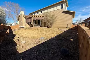 10049 Southlawn Cir, Commerce City, CO 80022 - Photo 5