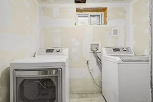 11801 E 17th Ave, Aurora, CO 80010 - Photo 29