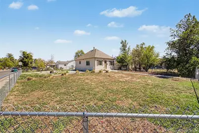 11801 E 17th Avenue, Aurora, CO 80010 - Photo 15