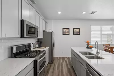21052 E 60th Avenue, Aurora, CO 80019 - Photo 9