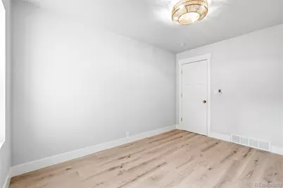 900 N Garfield Avenue, Loveland, CO 80537 - Photo 21