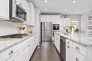 525 Grenville Cir, Erie, CO 80516 - Photo 9