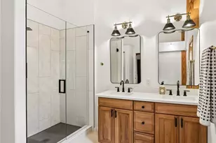 23111 Shoshone Rd, Indian Hills, CO 80454 - Photo 27