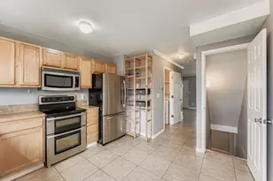 15747 E 13th Pl, Aurora, CO 80011 - Photo 9