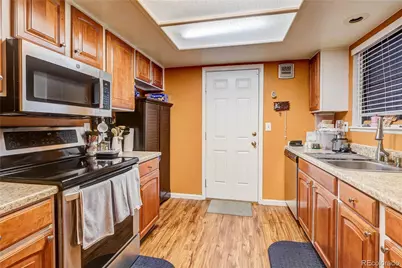 2754 S Lansing Way, Aurora, CO 80014 - Photo 7