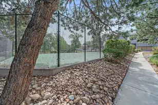 9727 E Peakview Ave, Englewood, CO 80111 - Photo 27