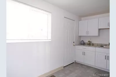 1129 Dallas Street, Aurora, CO 80010 - Photo 11