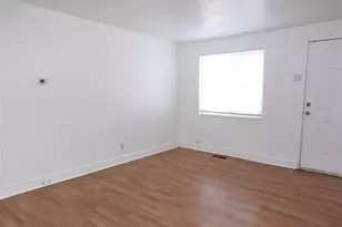 1129 Dallas St, Aurora, CO 80010 - Photo 7