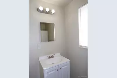1129 Dallas Street, Aurora, CO 80010 - Photo 17