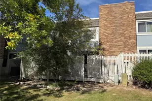 2994 S Parker Ct, Aurora, CO 80014 - Photo 3