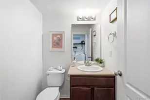 25830 E Byers Pl, Aurora, CO 80018 - Photo 17