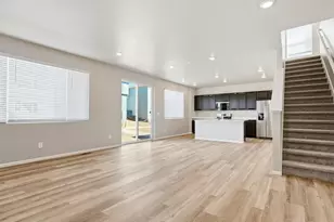 9224 Sedalia St, Commerce City, CO 80022 - Photo 5