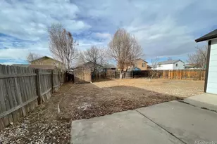 2445 Balsam Ave, Greeley, CO 80631 - Photo 15