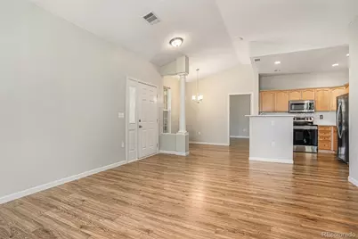 4085 S Crystal Circle #202, Aurora, CO 80014 - Photo 5