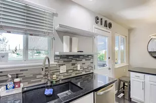 9831 W 105th Ave, Broomfield, CO 80021 - Photo 7