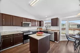 10481 Tucson St, Commerce City, CO 80022 - Photo 7