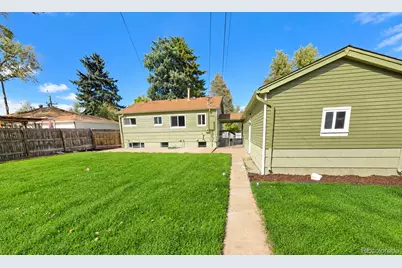 262 E Chenango Avenue, Englewood, CO 80113 - Photo 23