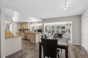 2711 S Oakland Cir E, Aurora, CO 80014 - Photo 11