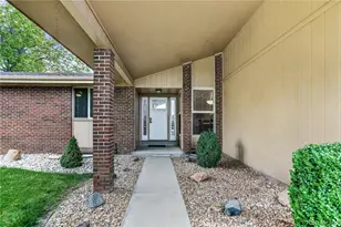 1843 S Pierson Ct, Lakewood, CO 80232 - Photo 3