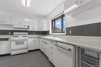 962 S Holly Street, Denver, CO 80246 - Photo 17