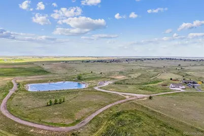 527 Antelope Drive E, Bennett, CO 80102 - Photo 7